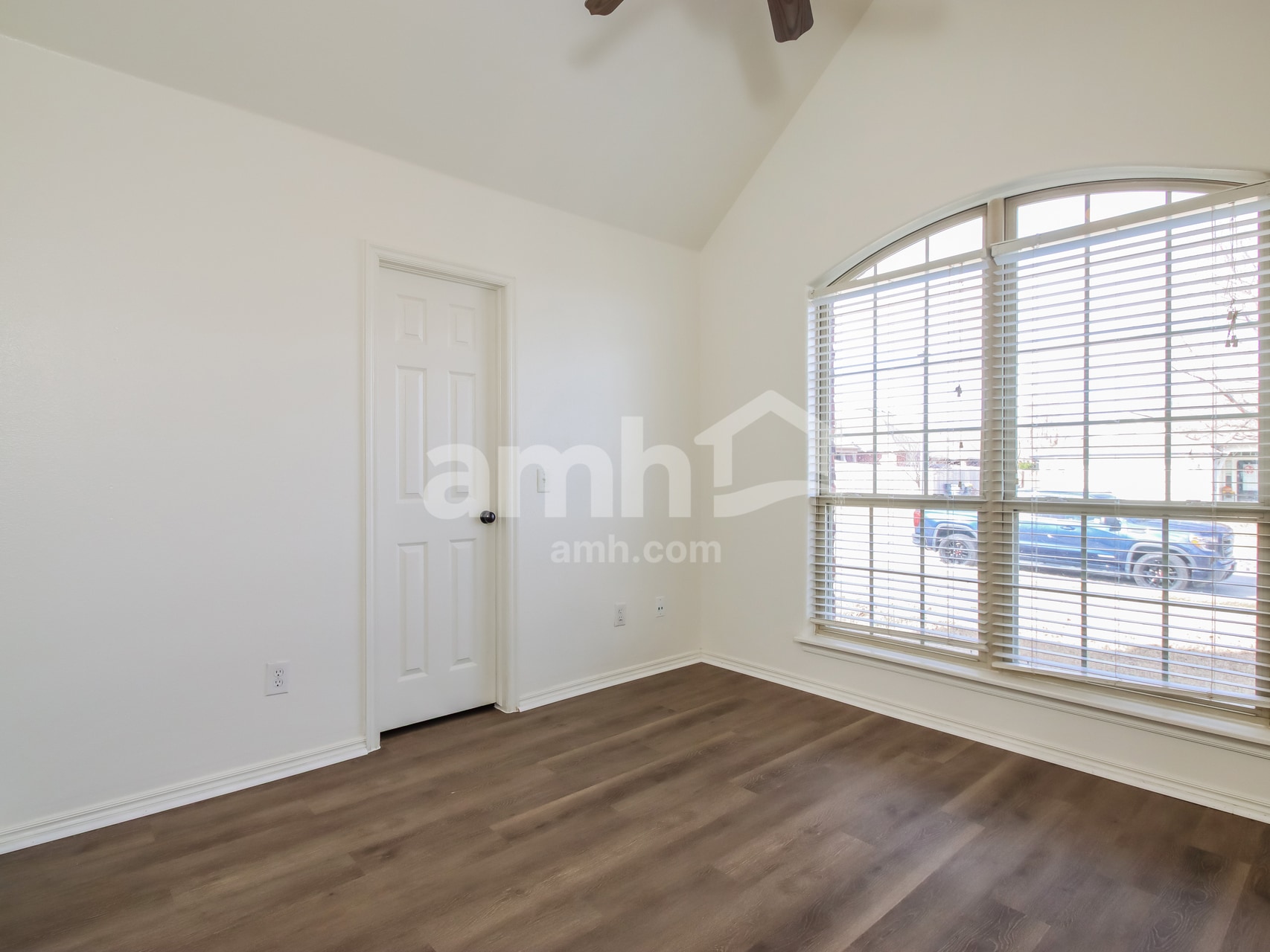 Building Photo - 1706 W 117th St S