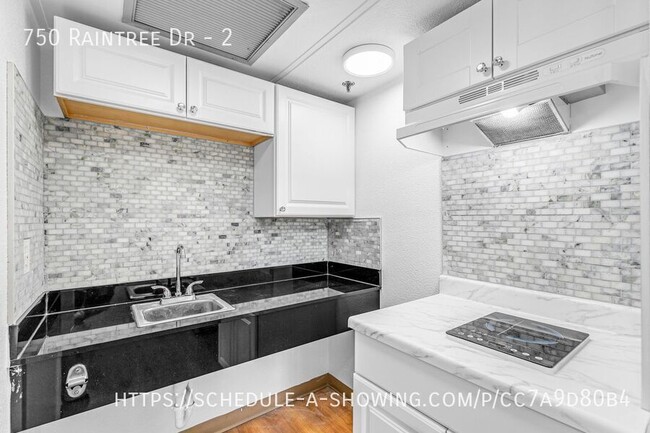 Building Photo - Newly remodeled modern Studio + 1 Bath + P...