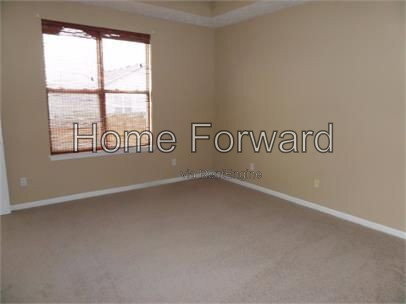 Building Photo - 2633 Mable Ln