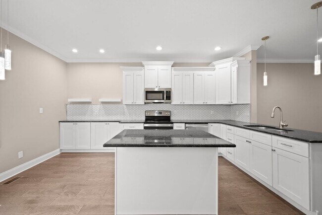 Building Photo - Beautiful 4BR Home with Finished Basement