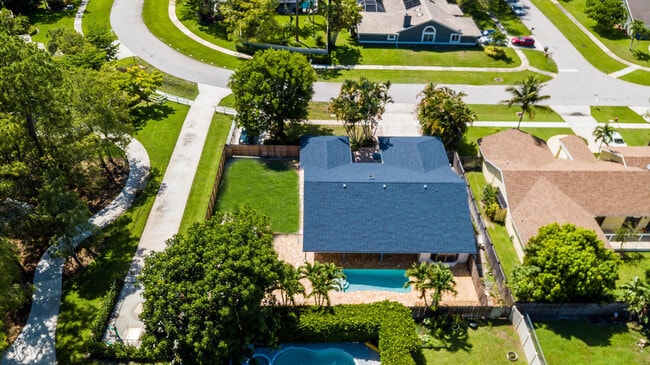 Building Photo - 13442 Northumberland Cir