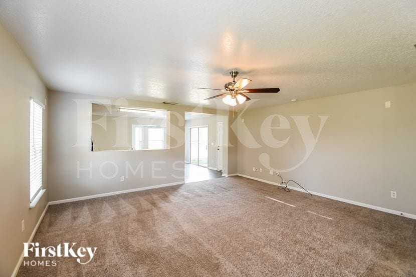 Building Photo - 2163 Fresco Dr