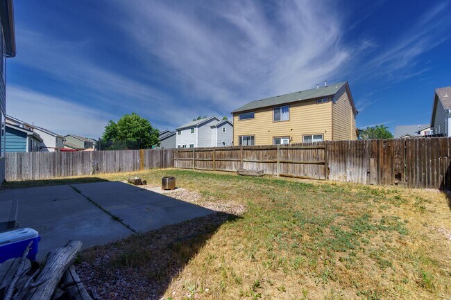 Building Photo - Beautifully updated rental on Pony Gulch