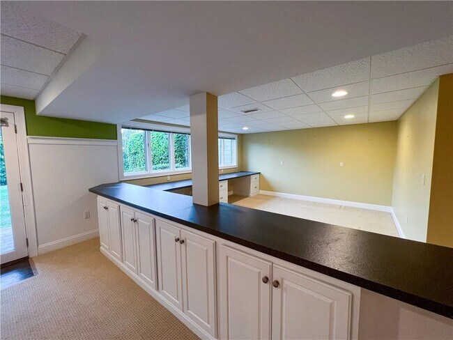 Building Photo - 39 Eagle Dr