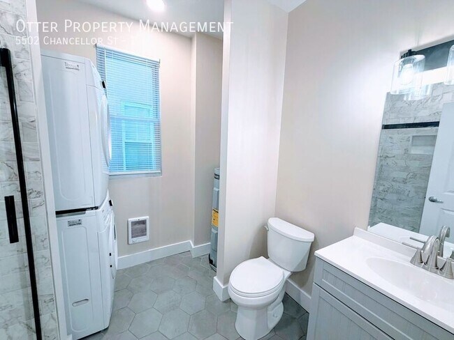 Building Photo - 5502 Chancellor St