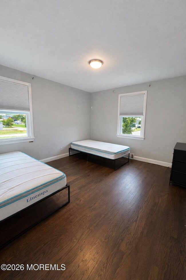 Building Photo - 17 Wyckoff St