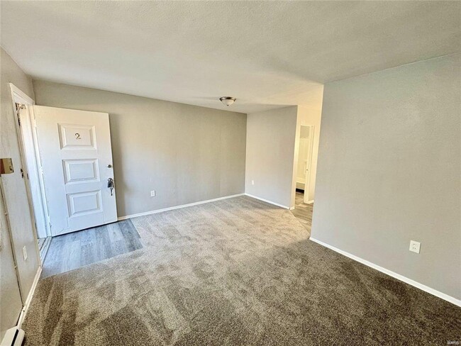 Building Photo - 2600 Dutch Hollow Rd