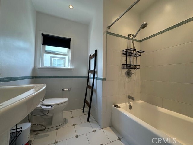 Building Photo - 206 W Mountain View Ave