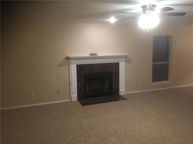 Building Photo - 2205 Wisteria Way