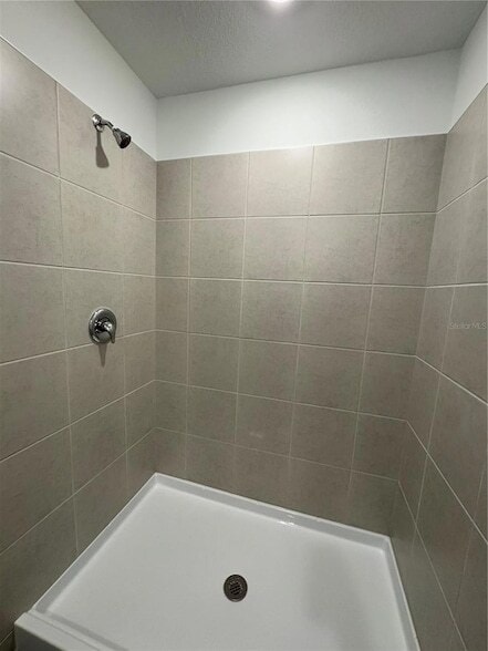 Building Photo - 4612 SW 83rd Lp