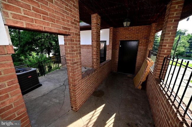 Building Photo - 2509 Eliot Pl