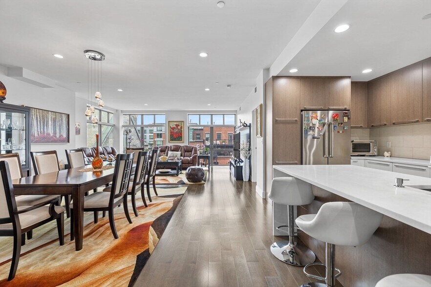 Building Photo - 150 Dorchester Ave