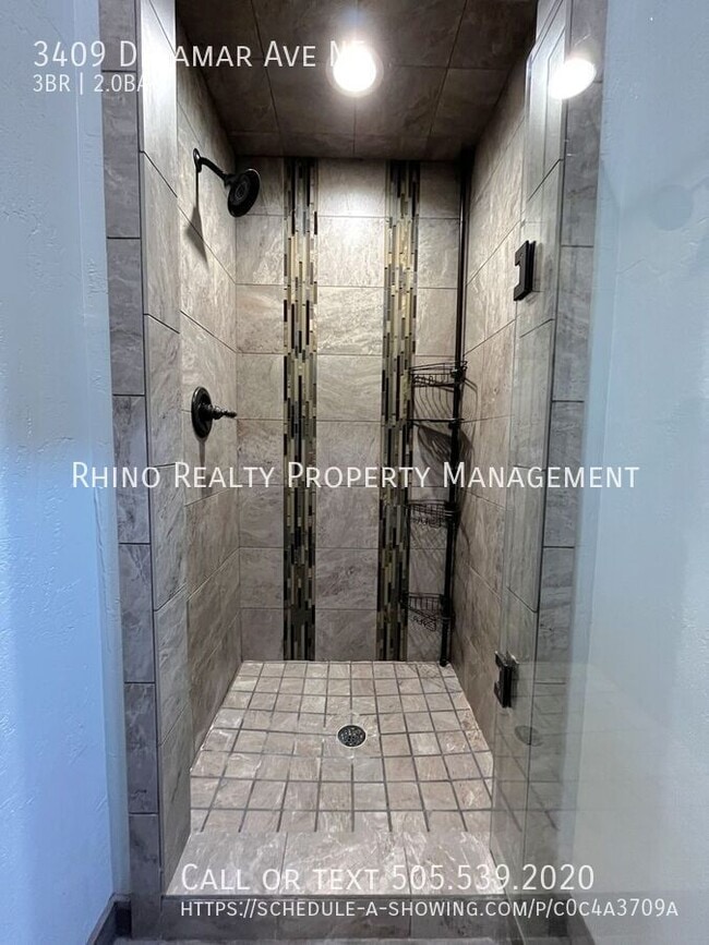 Building Photo - 3409 Delamar Ave NE