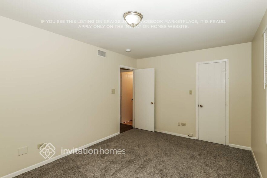 Building Photo - 3224 Windsor Ln