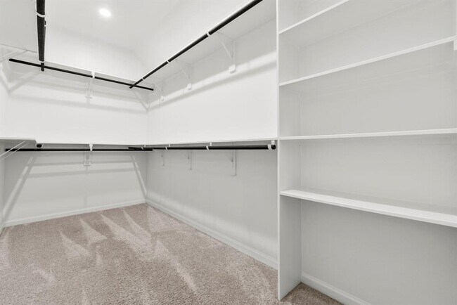 Building Photo - 15818 Weston Ridge Dr