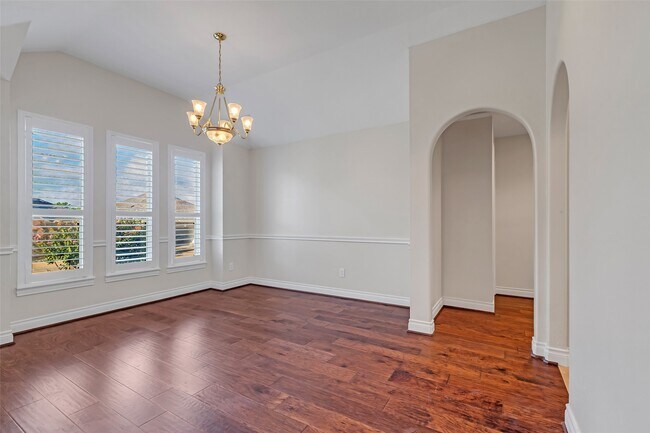 Building Photo - 13642 Lakeside Pl Dr