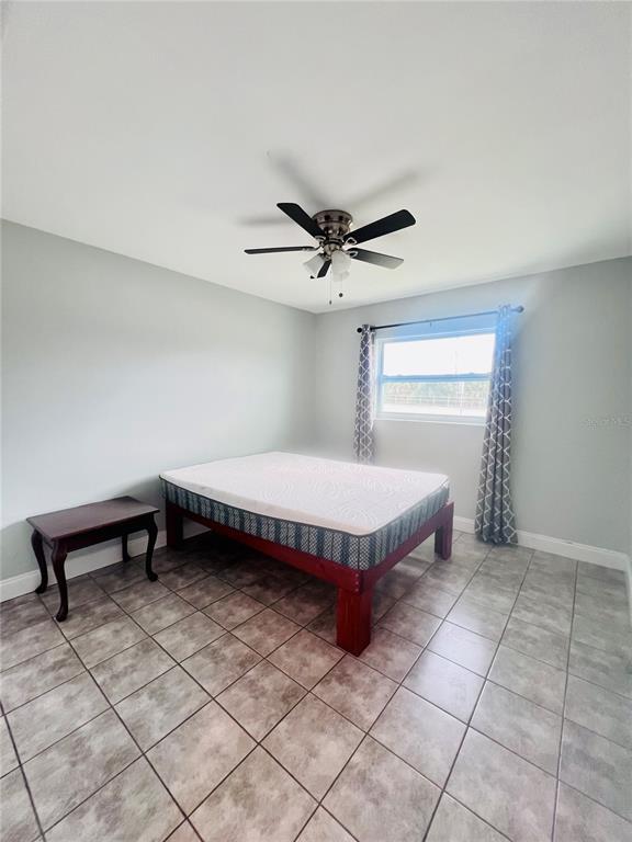 Building Photo - 5202 Laurel Pl