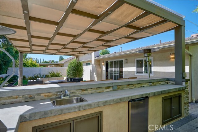 Building Photo - 6550 Smoke Tree Ave