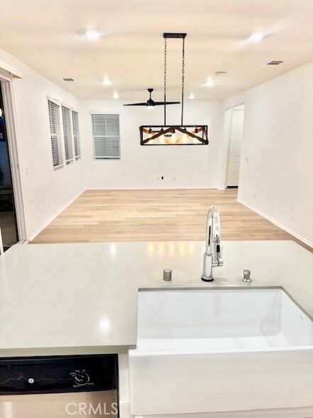 Building Photo - 30485 Village Terrace Dr