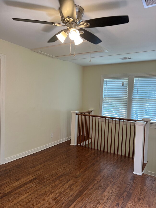 Building Photo - 1212 Postoffice St