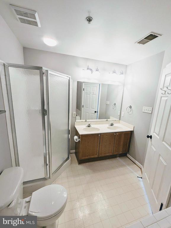 Building Photo - 121 Eagles Ridge