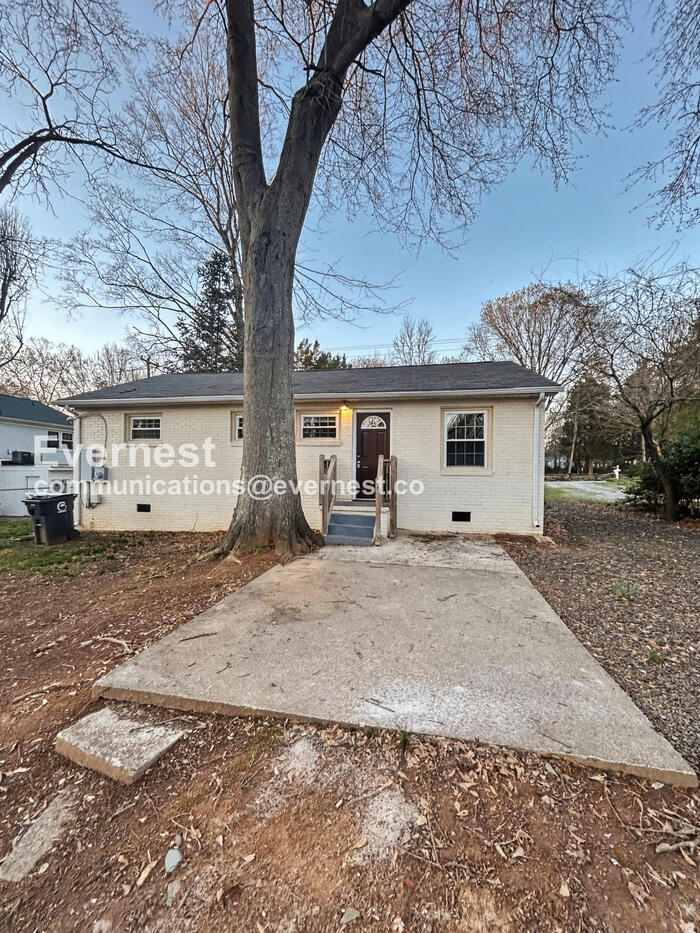 Building Photo - 144 British Lake Dr