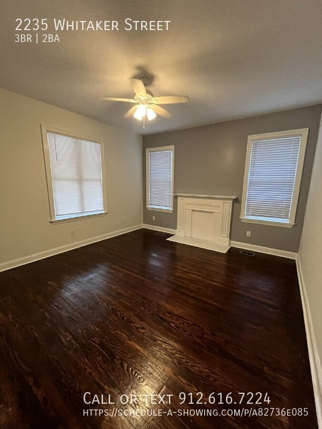 Building Photo - "Spacious 3-Bed, 2-Bath Duplex with Granit...