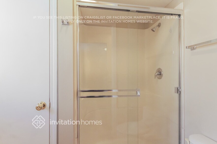 Building Photo - 1106 N Drury Ln