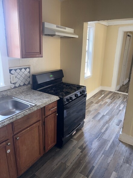 Building Photo - 8626 Green St