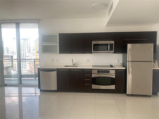 Building Photo - 90 SW 3rd St