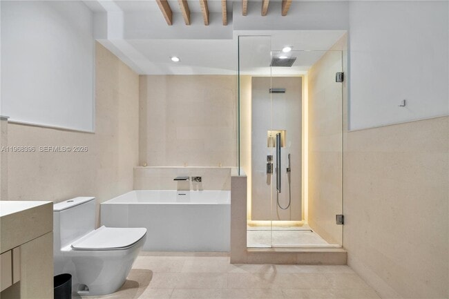 Building Photo - 102 24th St