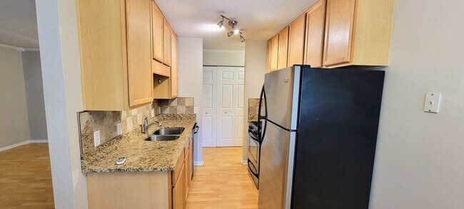 Building Photo - 3540 Hennepin Ave