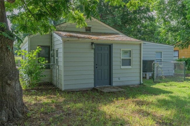 Building Photo - 508 Morrison Ave