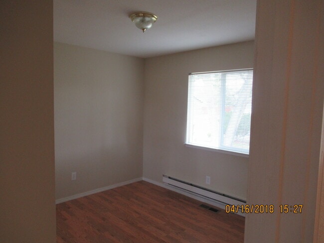 Building Photo - 964 Arrowhead Dr