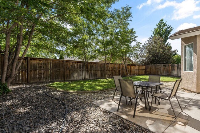 Building Photo - Effortless Living Starts Here — Just Bring Your Suitcase and Step Into Comfort
