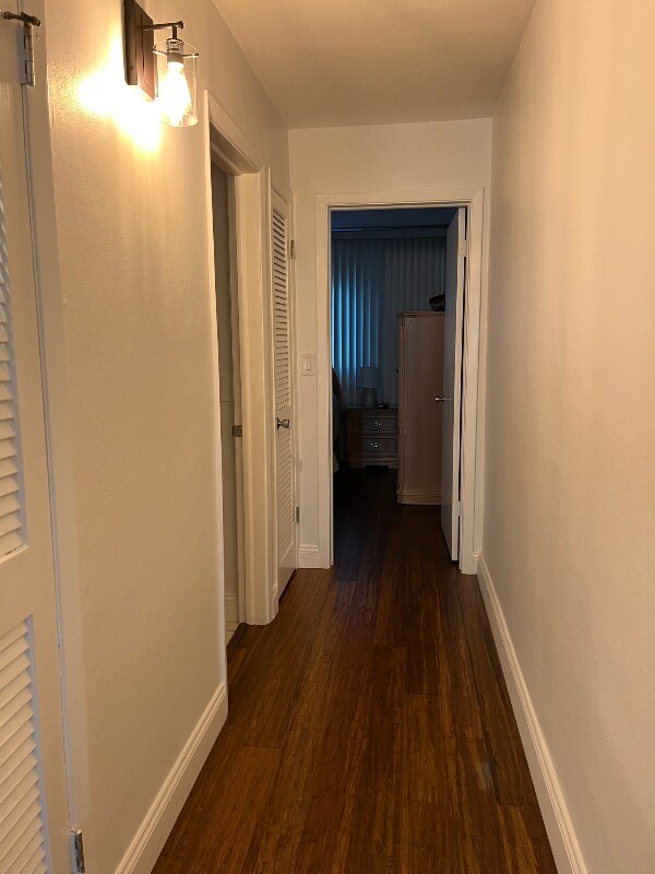 Building Photo - 6161 Gulf Winds Dr