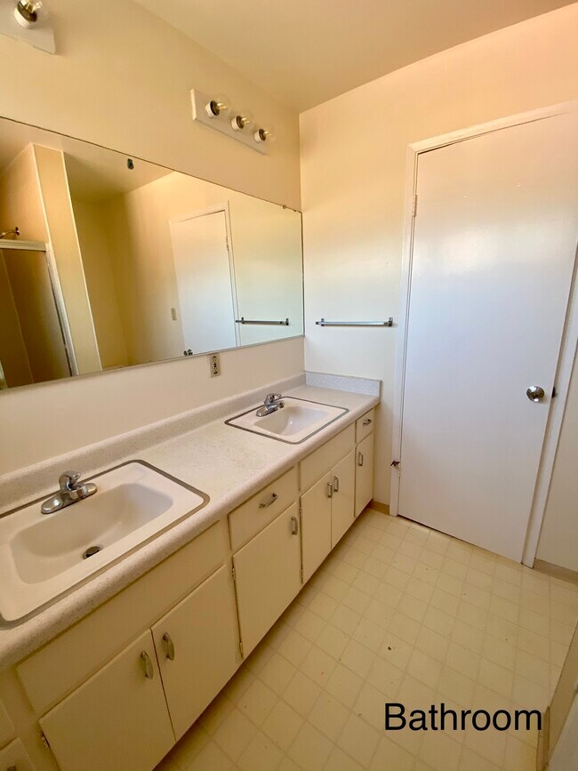 Building Photo - 2699 Derby St