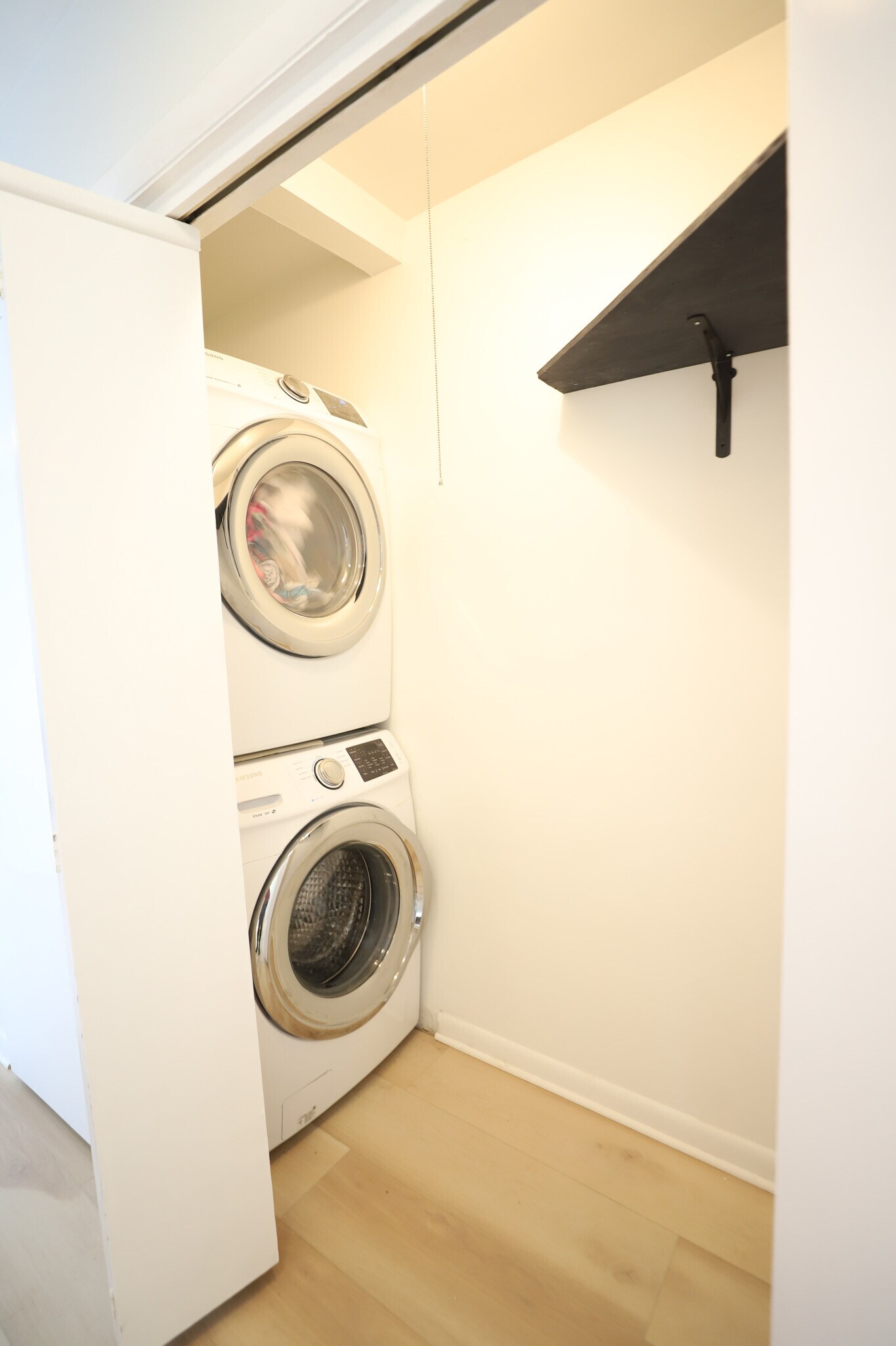 Washer/ Dryer - 3916 Malcolm Ct