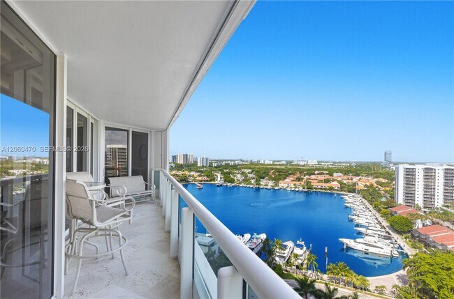 Building Photo - 21055 Yacht Club Dr
