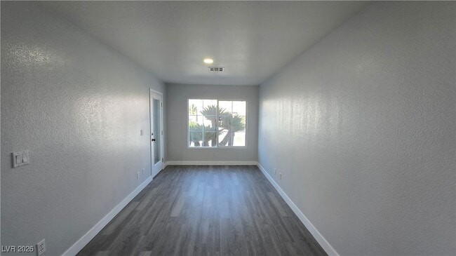 Building Photo - 8445 Montana Stream Ave