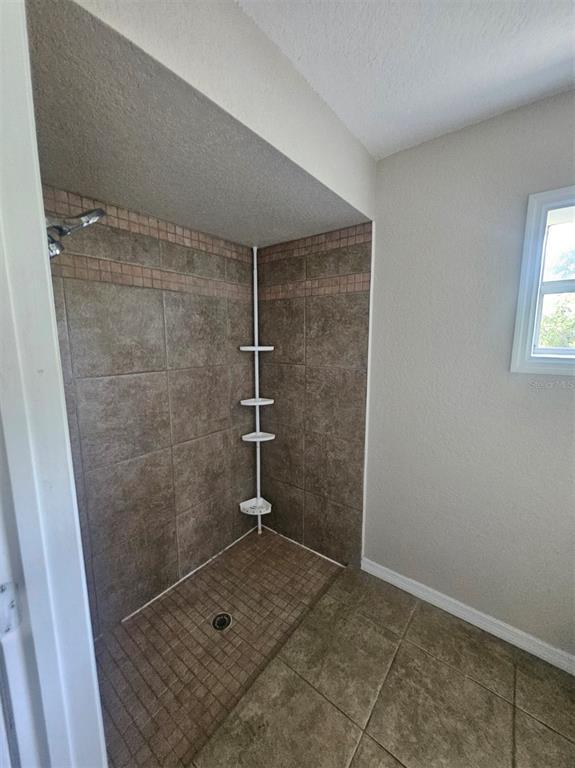 Building Photo - 1427 Hayworth Rd