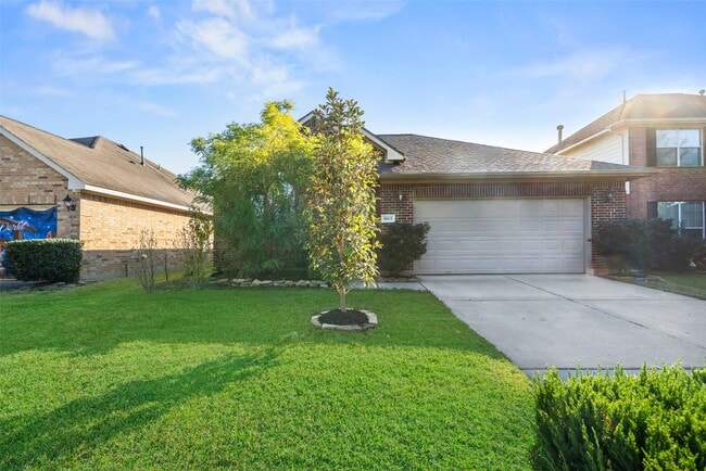 Building Photo - 8815 Rollick Dr