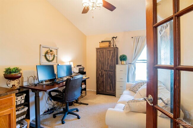 Building Photo - 7171 N 9th Ave