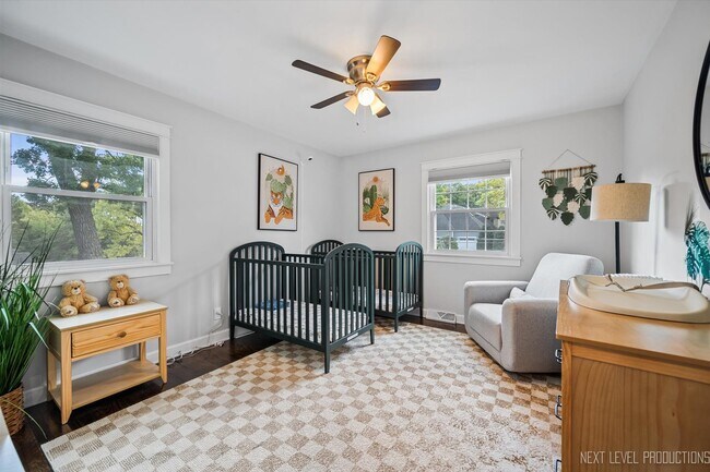 Building Photo - 413 Cheever Ave