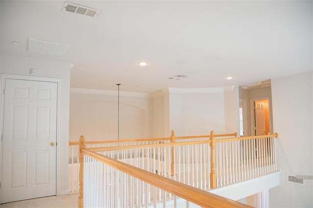 Building Photo - 511 Poplar Ln