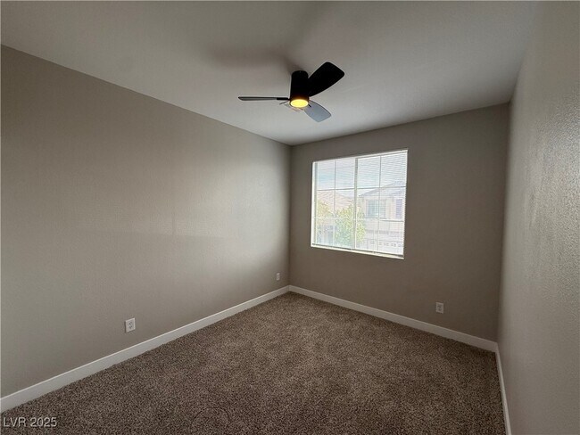 Building Photo - 8181 Altamont Ridge St