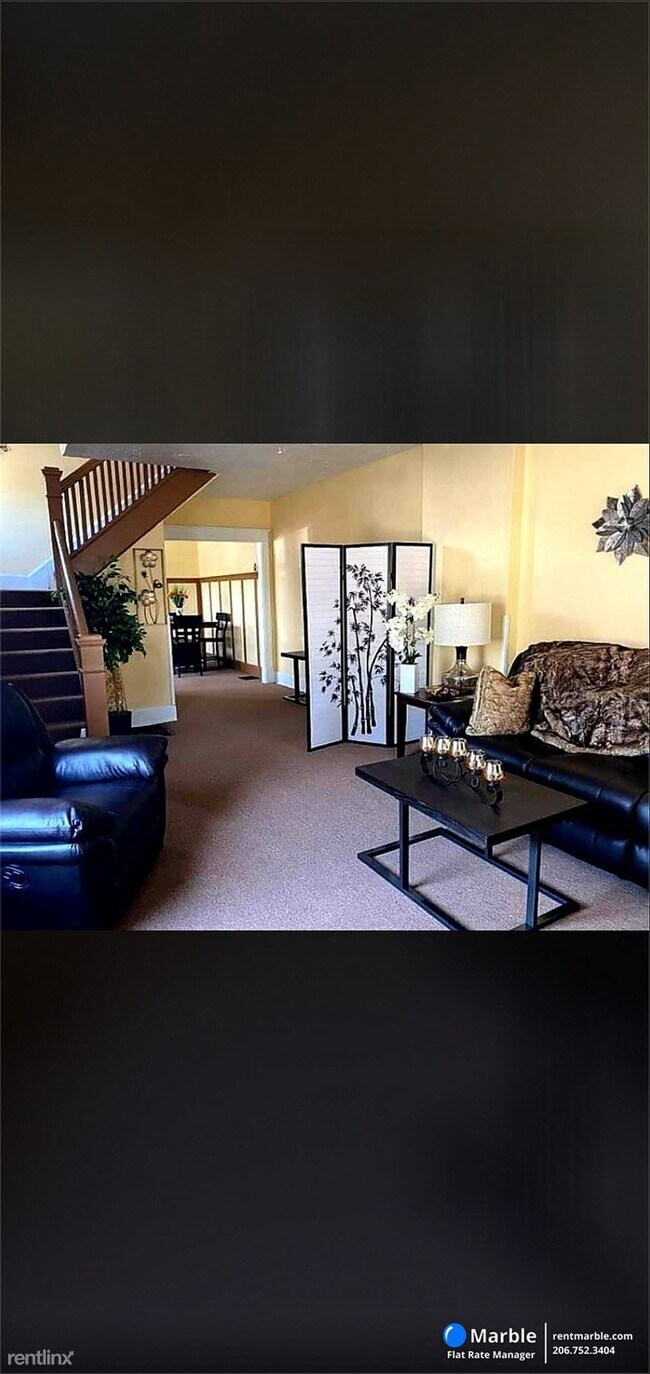 Building Photo - 3 br, 1 bath House - 1451 Montcalm St