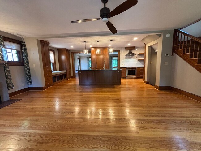 Building Photo - REDUCED Grandin Court Tudor with 3 Bedrooms and 2.5 Baths - EV Charging Station