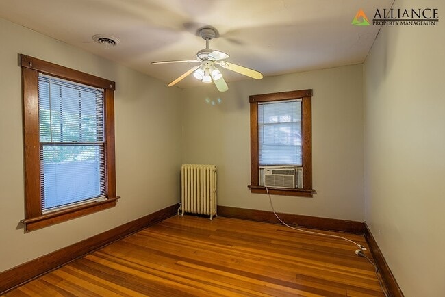 Building Photo - Fifteenth St. 344 N.