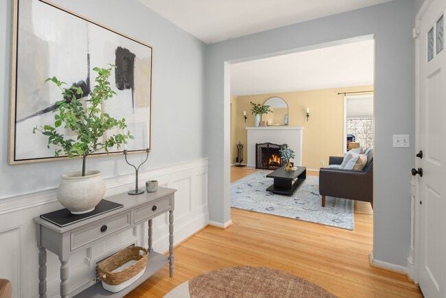 Building Photo - 806 N 59th St